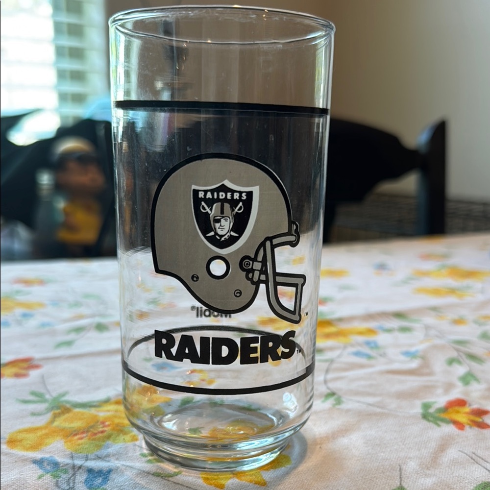 NFL Raiders Black and Clear Glass Tumbler